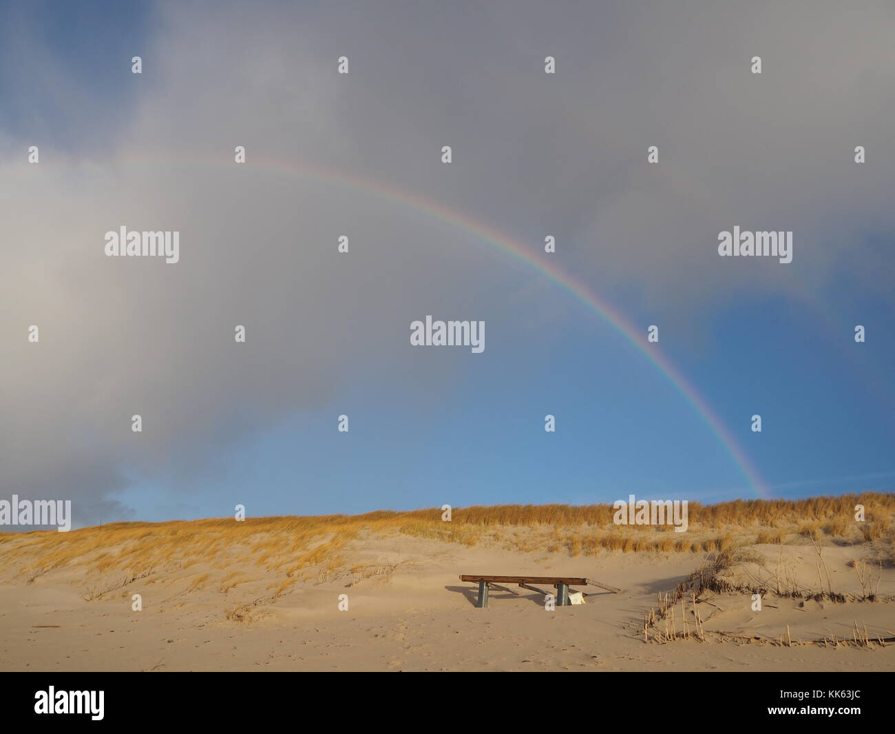 Regenbogen über die Sanddünen in Hörnum, Sylt Stockfoto