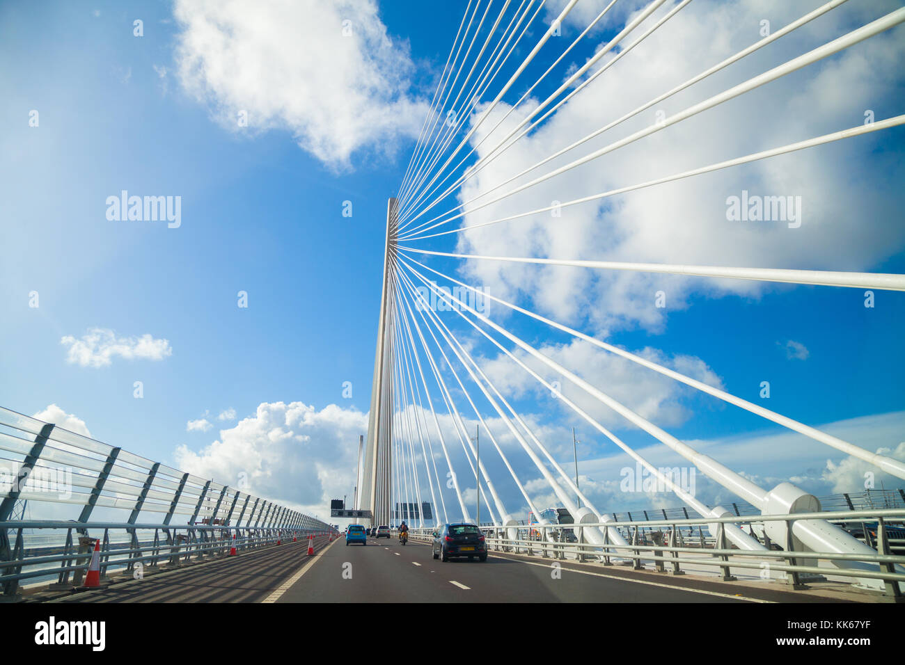 Die queensferry Überquerung der neuen Brücke über den Firth von weiter in der Nähe von Edinburgh, Schottland. Stockfoto