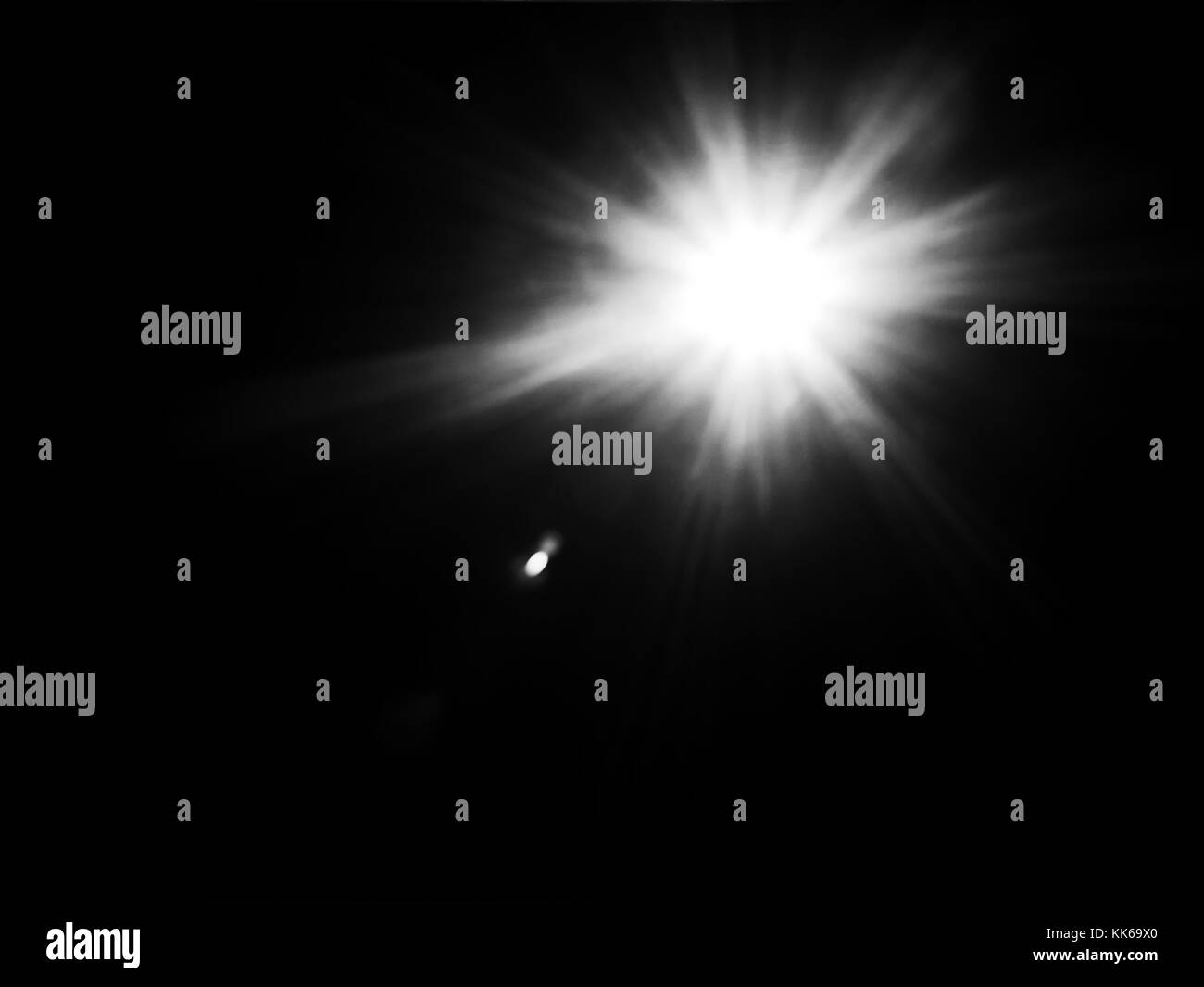 Echten sun Flair in schwarzen Hintergrund für über lag auf foto design Stockfoto