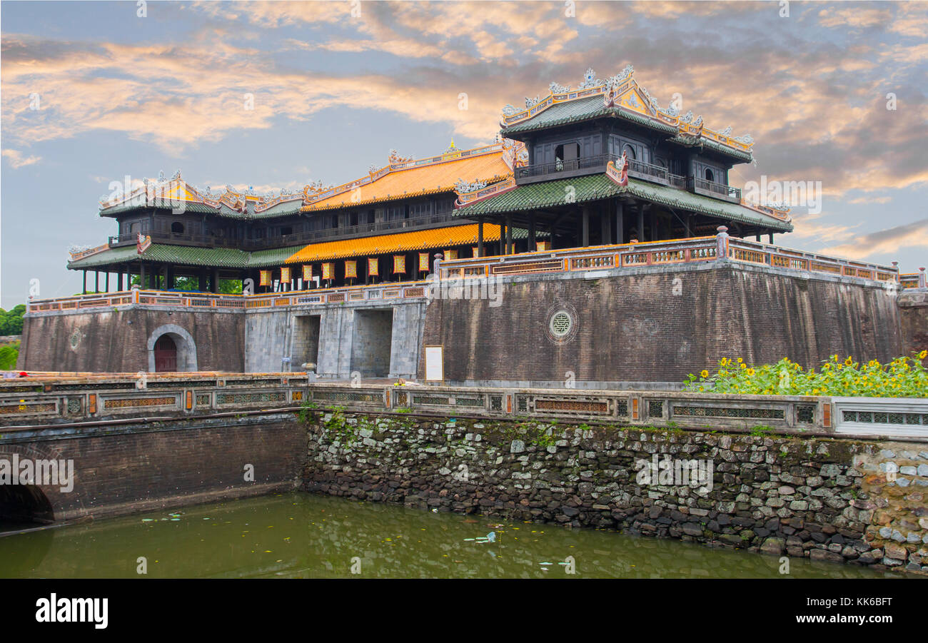 Zitadelle in Hue im Sonnenuntergang Stockfoto