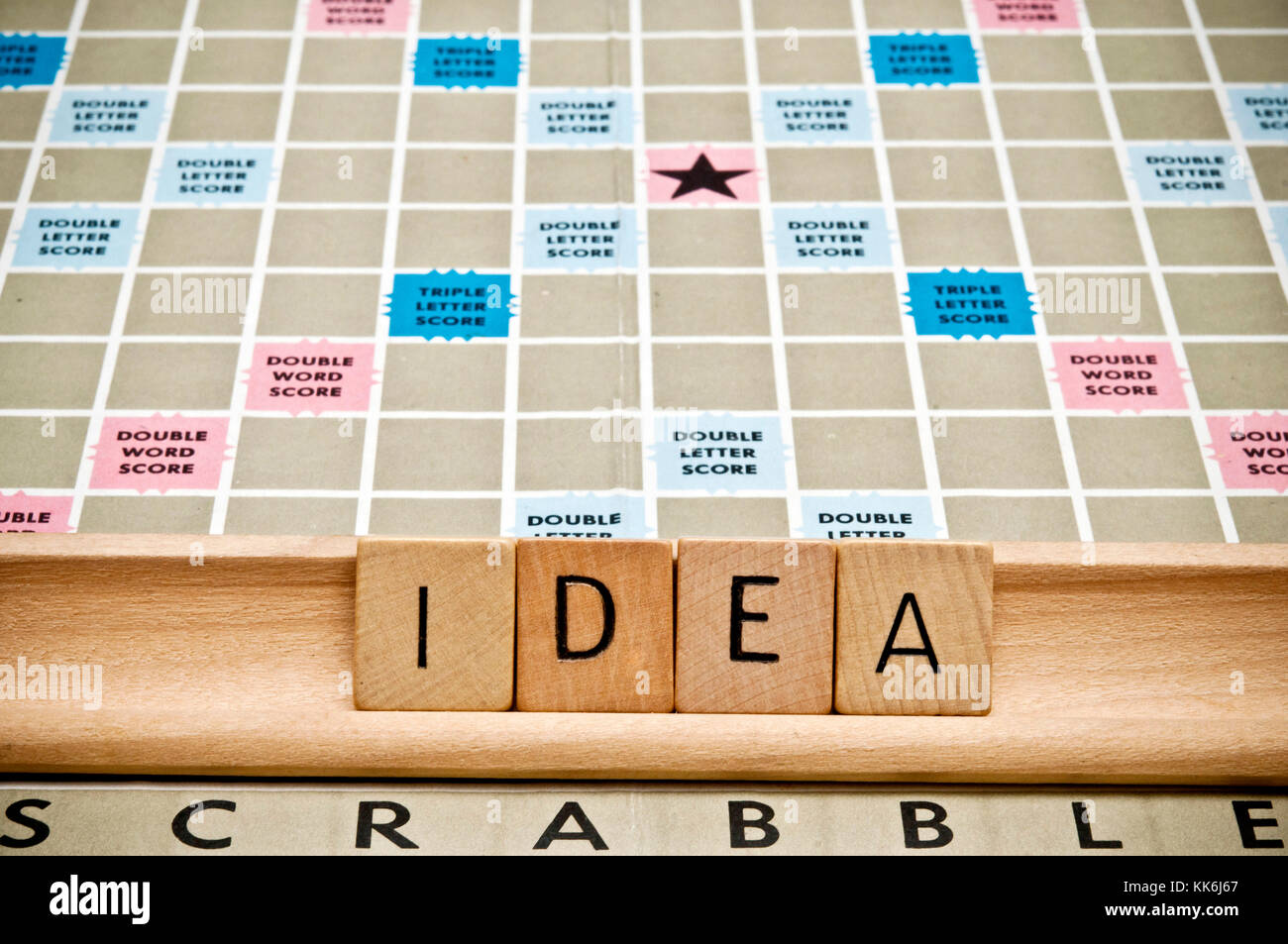 Idee Wort komponiert mit Scrabble Fliesen Stockfoto