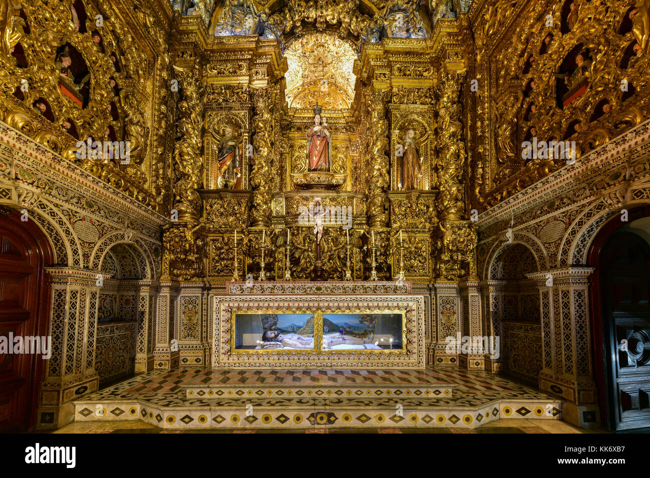 Lissabon, Portugal - November 25, 2016: Kirche von Saint Roch oder Igreja de Sao Roque in Lissabon, Portugal. Stockfoto