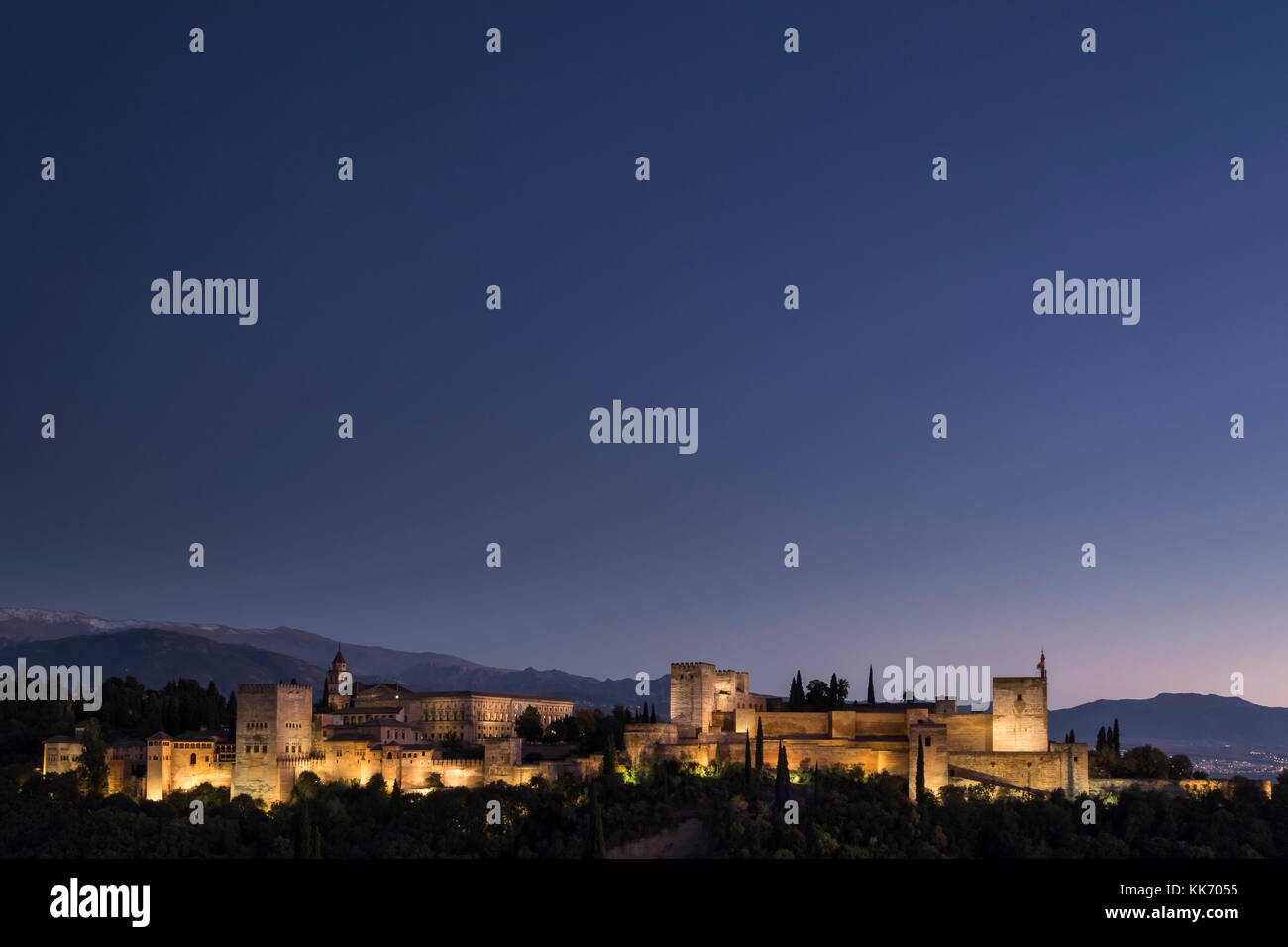 Granada, Spanien. Oktober, 2017. Die Alhambra aus Sicht des Albaicin gesehen. ABEL F. ROS/Alamy Stockfoto