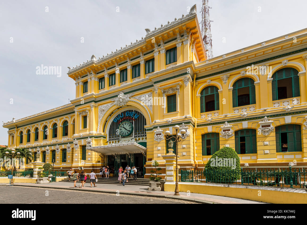 Central Post Office wurde von Gustave Eiffel, Bezirk 1 Dong Khoi Gegend, im Zentrum von Saigon (Ho Chi Minh City), South Vietnam, Südostasien Stockfoto