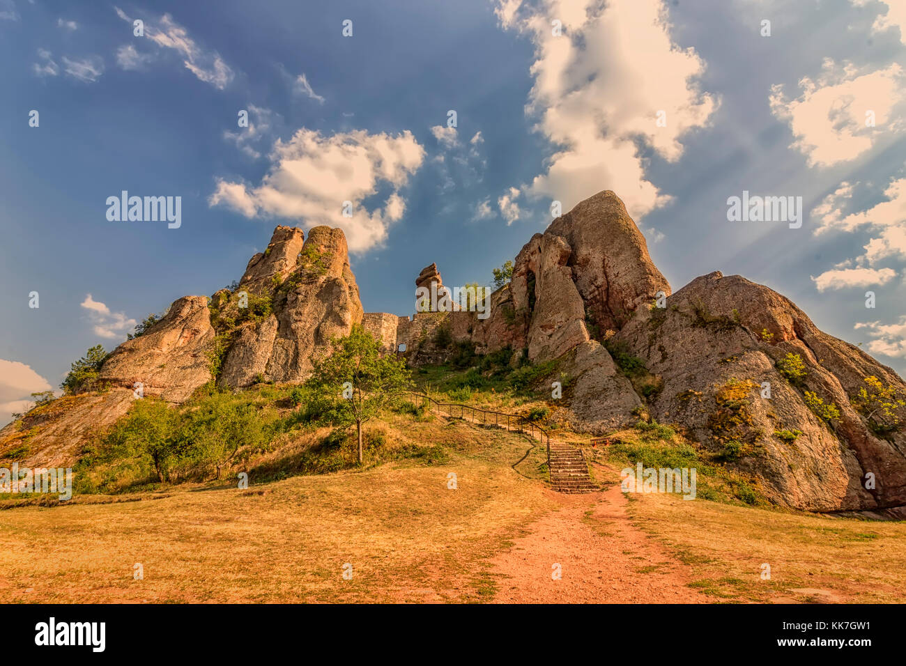 Die belogradchik Felsen sind eine Gruppe von merkwürdig geformten Sandsteine und Konglomerate Felsformationen in belogradchik, Bulgarien Stockfoto