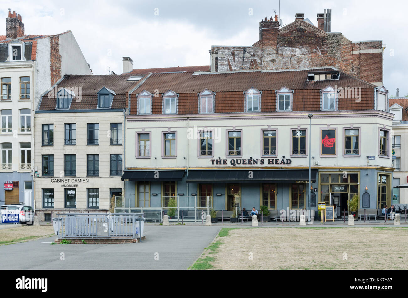 Queens Head von Cafe Oz englisches Pub in der Altstadt von Lille, Nordfrankreich Stockfoto
