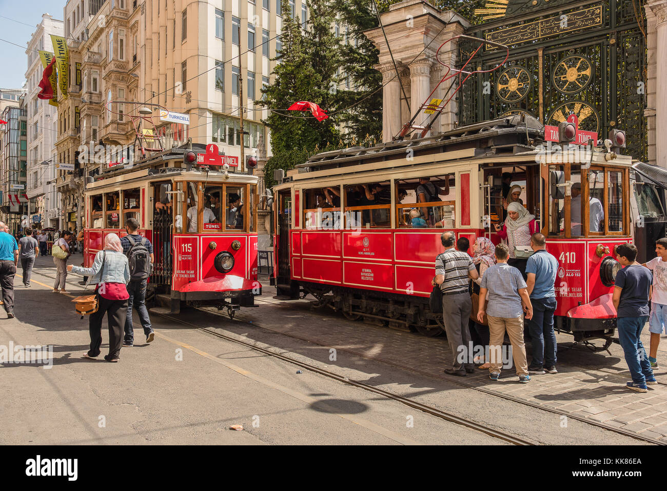 Straßenbahn-Fahrzeuge für den öffentlichen Nahverkehr in Istanbul, Türkei verwendet. Stockfoto