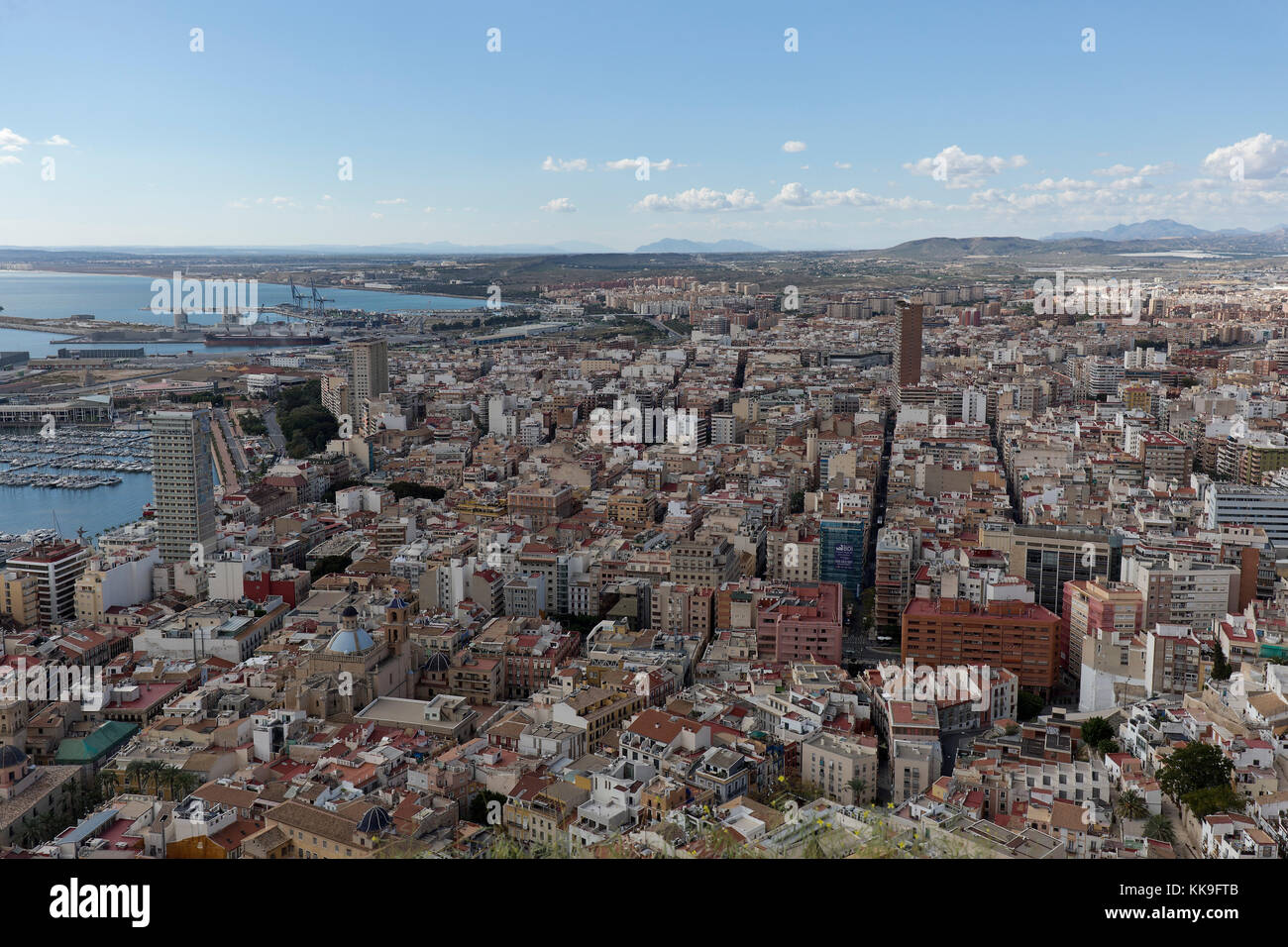 Alicante, Spanien Oktober 19, 2017: Blick auf die Stadt Alicante vom Schloss von Santa Barbara. Stockfoto