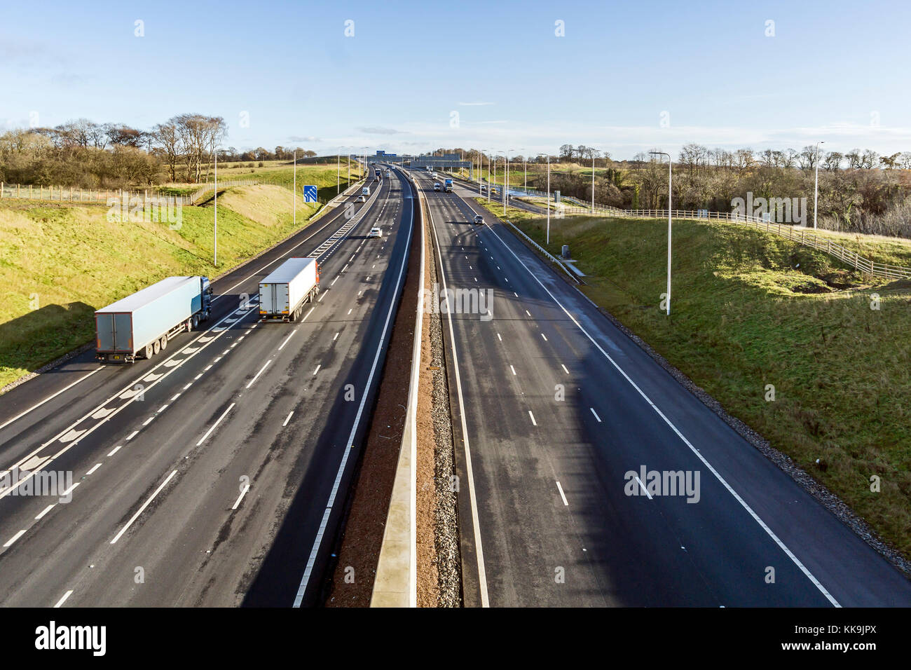 Shawhead Abfahrt auf der Autobahn M8 in der Nähe von Coatbridge Lanarkshire Schottland Großbritannien auf der Suche nach Osten in Richtung Eurocentral von B7070 North Road overbridge Stockfoto
