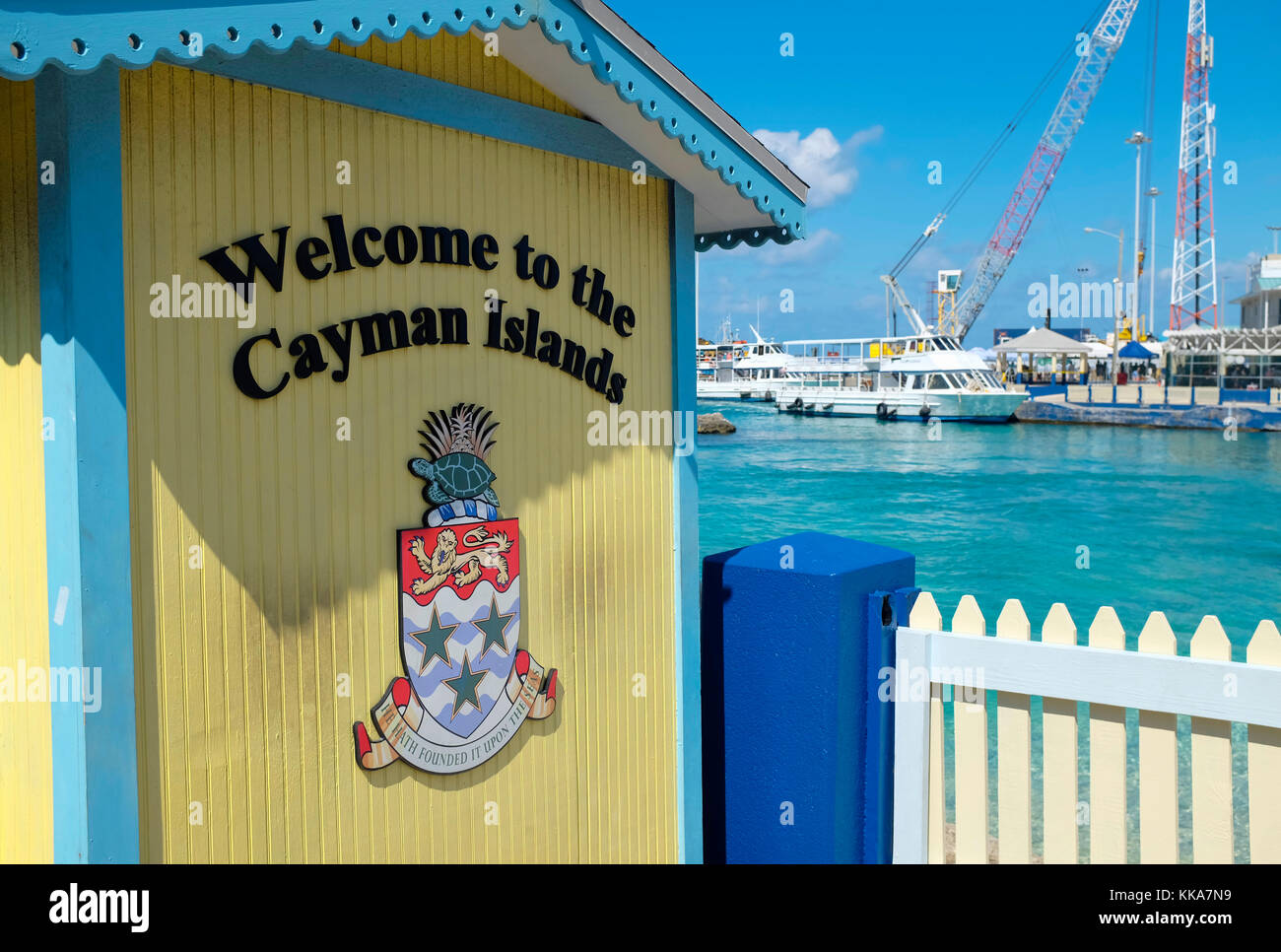 Waterfront und der Innenstadt von Georgetown auf Grand Cayman in der Cayman Islands. Stockfoto