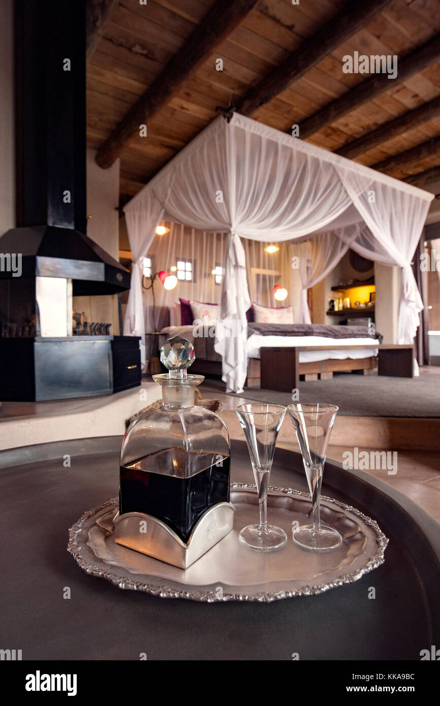Innenraum der Honeymoon Suite auf Onguma The Fort, onguma Game Reserve, Namibia, Afrika Stockfoto