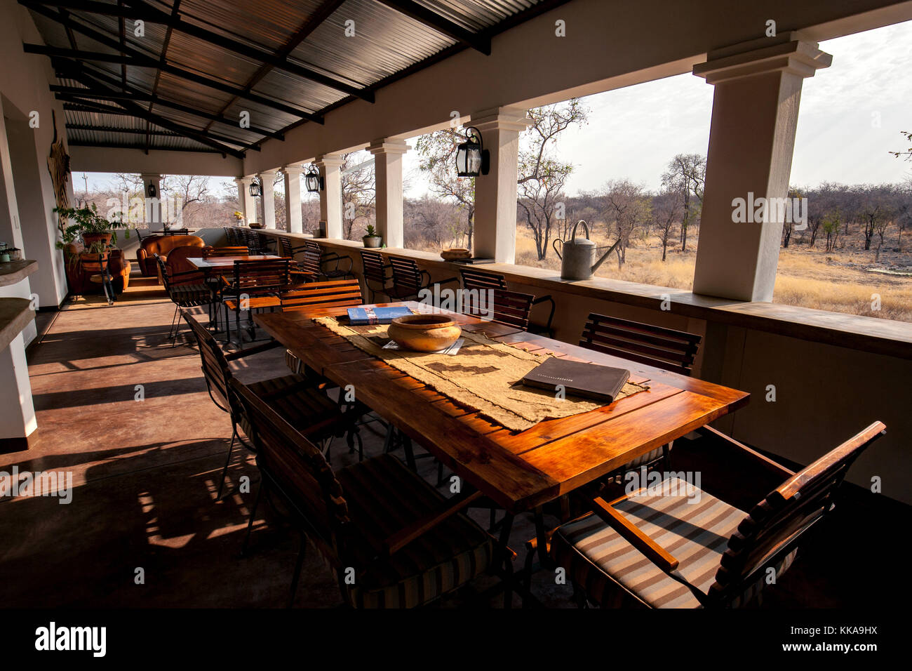 Restaurant Bereich tamboti Luxus Campingplatz, onguma Game Reserve, Namibia, Afrika Stockfoto