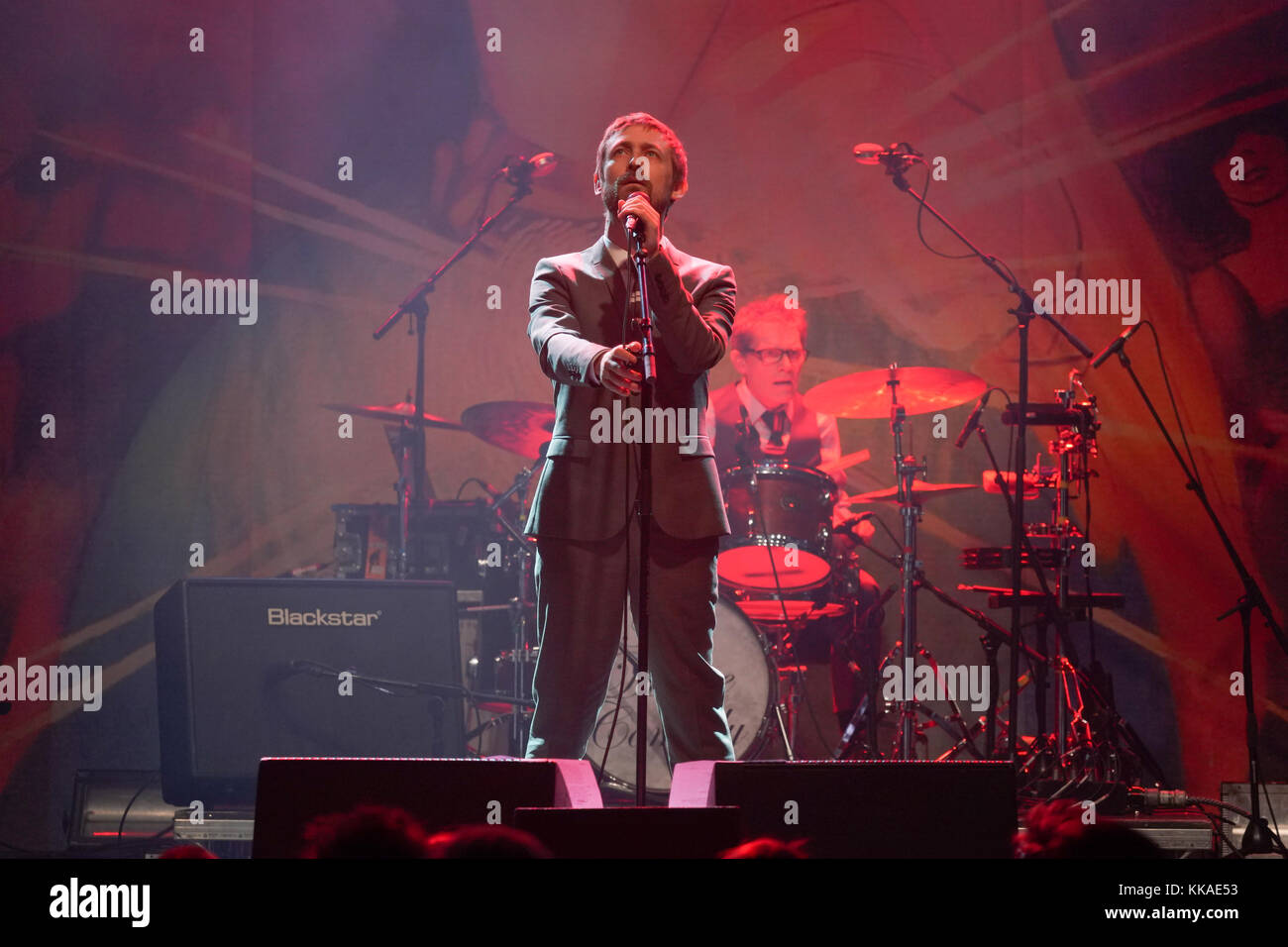 London, Großbritannien. 29 Nov, 2017. Neil hannon von Divine Comedy live auf der Bühne im Hammersmith Apollo eventim in London. foto Datum: Mittwoch, 29. November 2017. Quelle: Roger Garfield/alamy leben Nachrichten Stockfoto