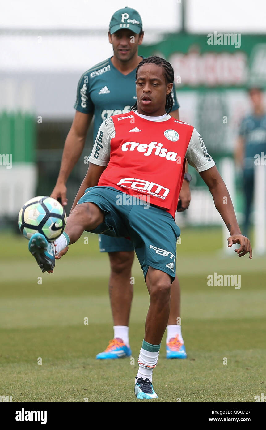 São Paulo, SP - 30.11.2017: treino tun Palmeiras - der Spieler keno, von se Palmeiras, während der Ausbildung, bei der Fußball-Akademie. (Foto: cesar Greco/fotoarena) Stockfoto