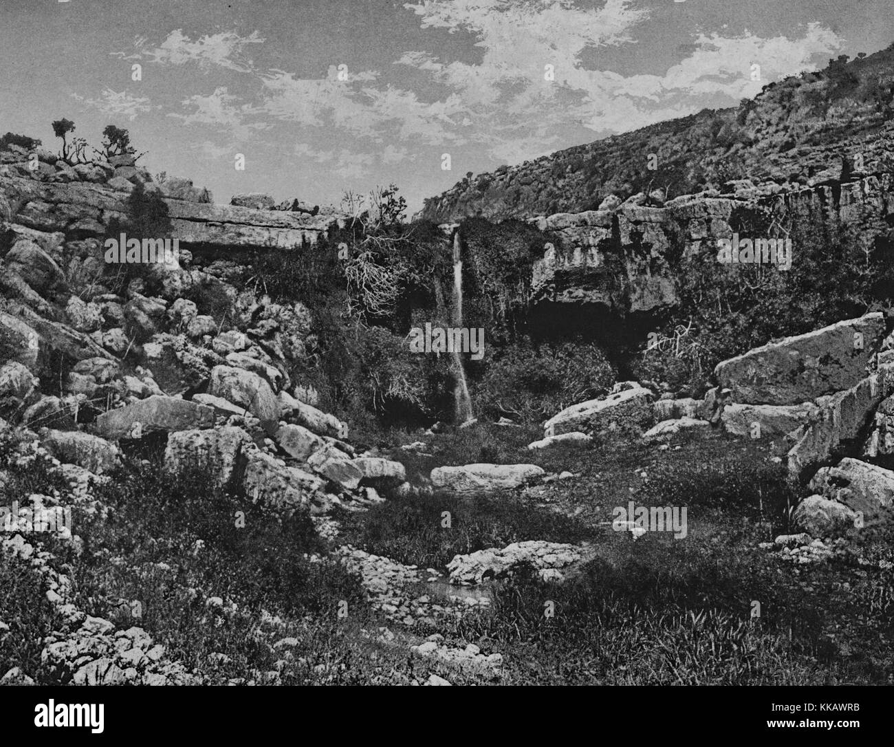 Ein Foto von Ain Musa am Fuß des Mount Nebo, es ist der Ort, wo Mose Wasser für seine Anhänger, Jordanien, 1874 angeschlagen. Von der New York Public Library. Stockfoto