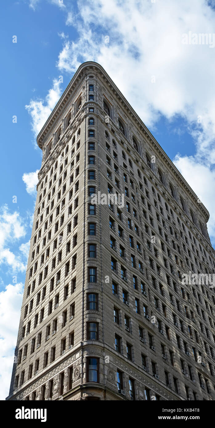 New York - August 08 Flat Iron Building Fassade am August 08, 1902 Abgeschlossen 2013, es gilt als eines der ersten Wolkenkratzer, der je gebaut wurde. Stockfoto