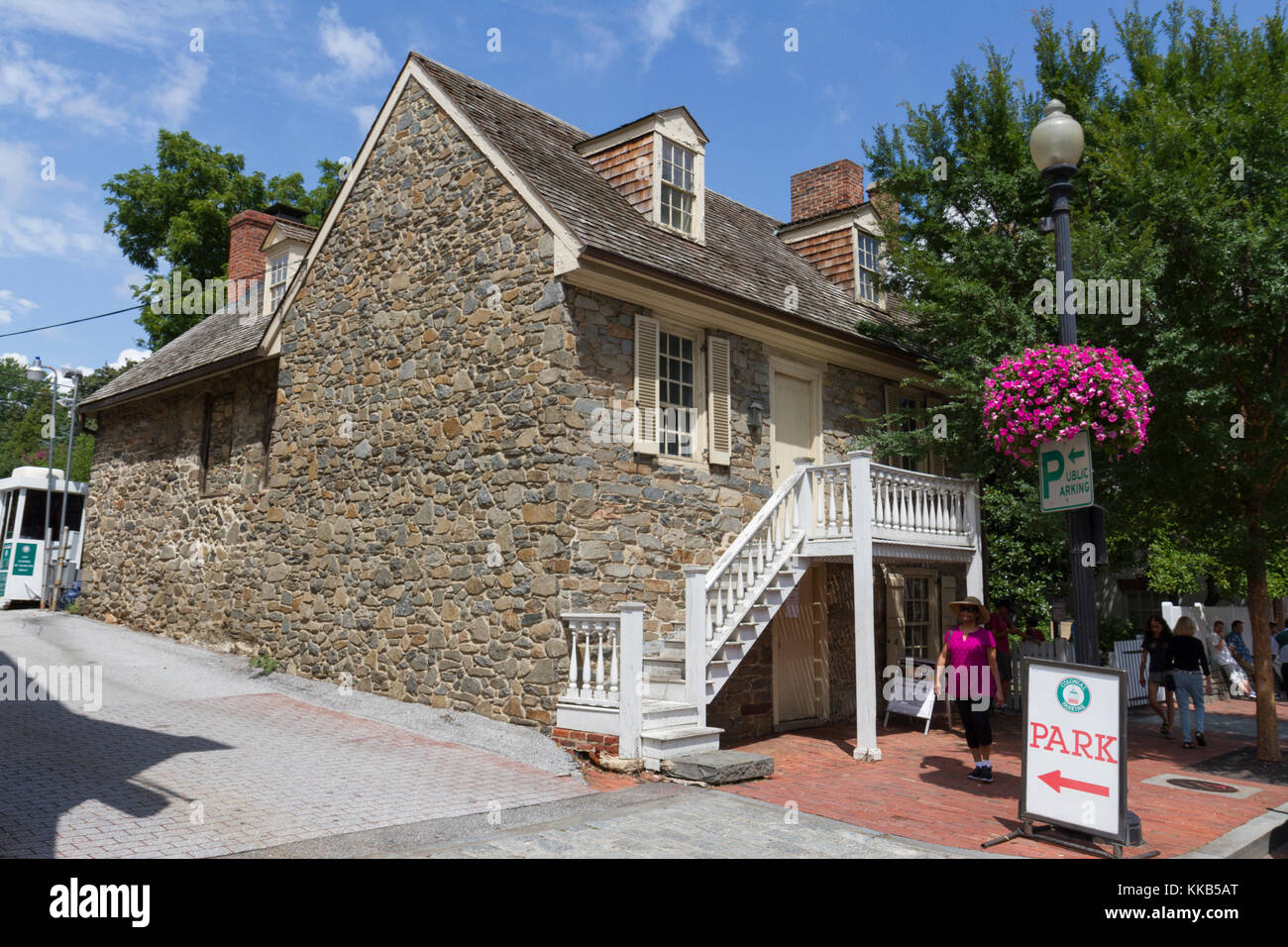 Das alte Steinhaus (die älteste unverändert Gebäude in Washington) auf M ST NW in historischen Georgetown, Washington DC, USA. Stockfoto