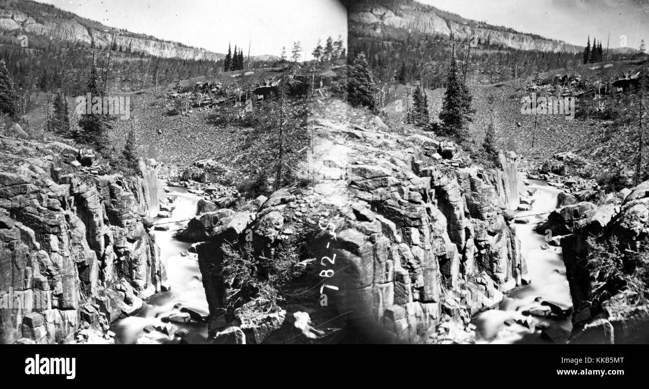 Stereograph des Rio Grande in der Nähe von Lost Trail Creek, Hinsdale County, Colorado. Bild mit freundlicher Genehmigung durch USGS. 1874. Stockfoto