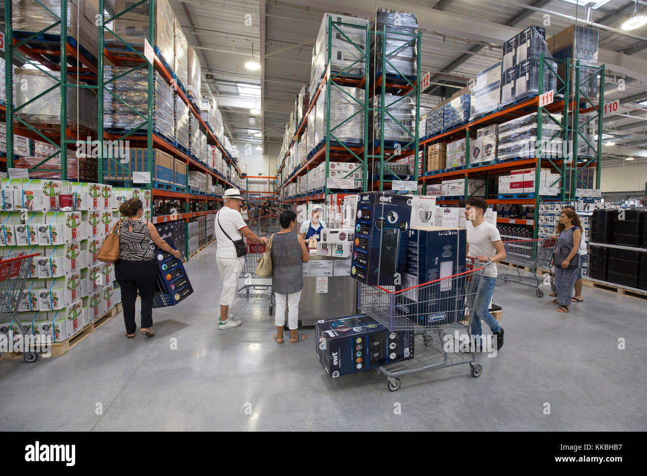 COSTCO GROSSHANDELSERÖFFNUNG FRANKREICH Stockfoto