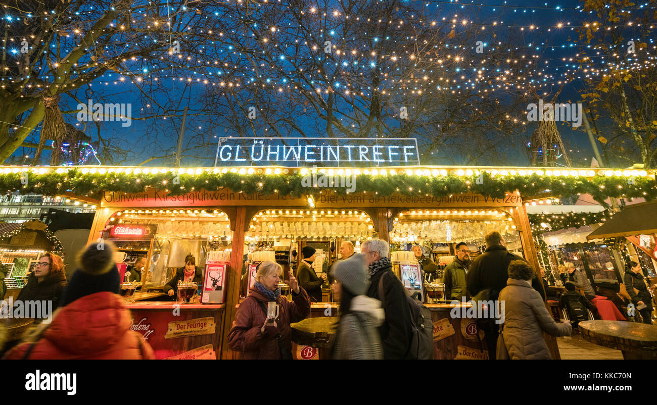 Weihnachtsmarkt am breitscheidplatz -Fotos und -Bildmaterial in hoher