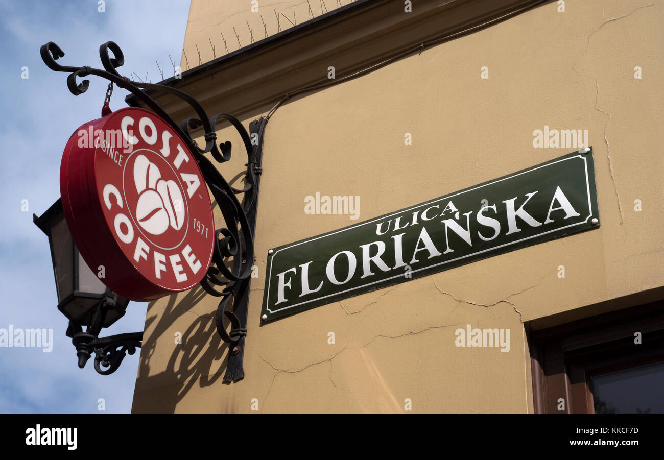 Costa Coffee Zeichen an der Ulica Florianska, Krakau, Polen, Europa. Stockfoto