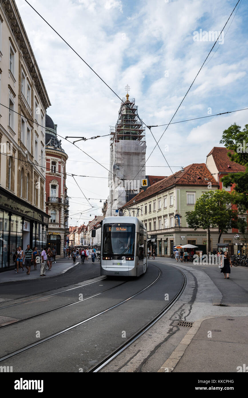 Tram in graz -Fotos und -Bildmaterial in hoher Auflösung – Alamy