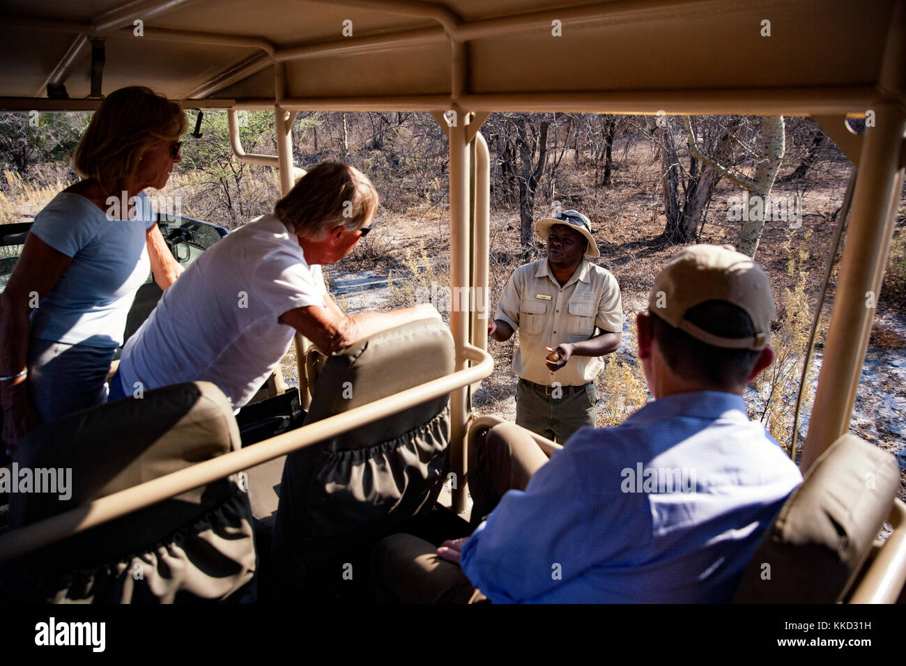 Sundowner Pirschfahrt im onguma Game Reserve, Namibia, Afrika Stockfoto