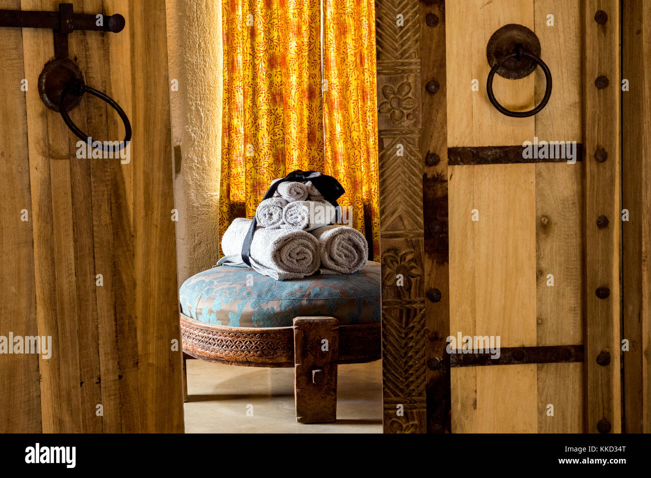 Innenraum der Bush Suite auf Onguma The Fort, onguma Game Reserve, Namibia, Afrika Stockfoto