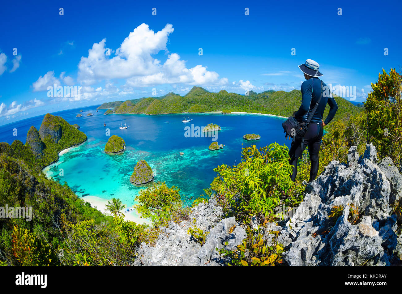 Wayag Viewpoint, Raja Ampat, West Papua, Indonesien Stockfoto