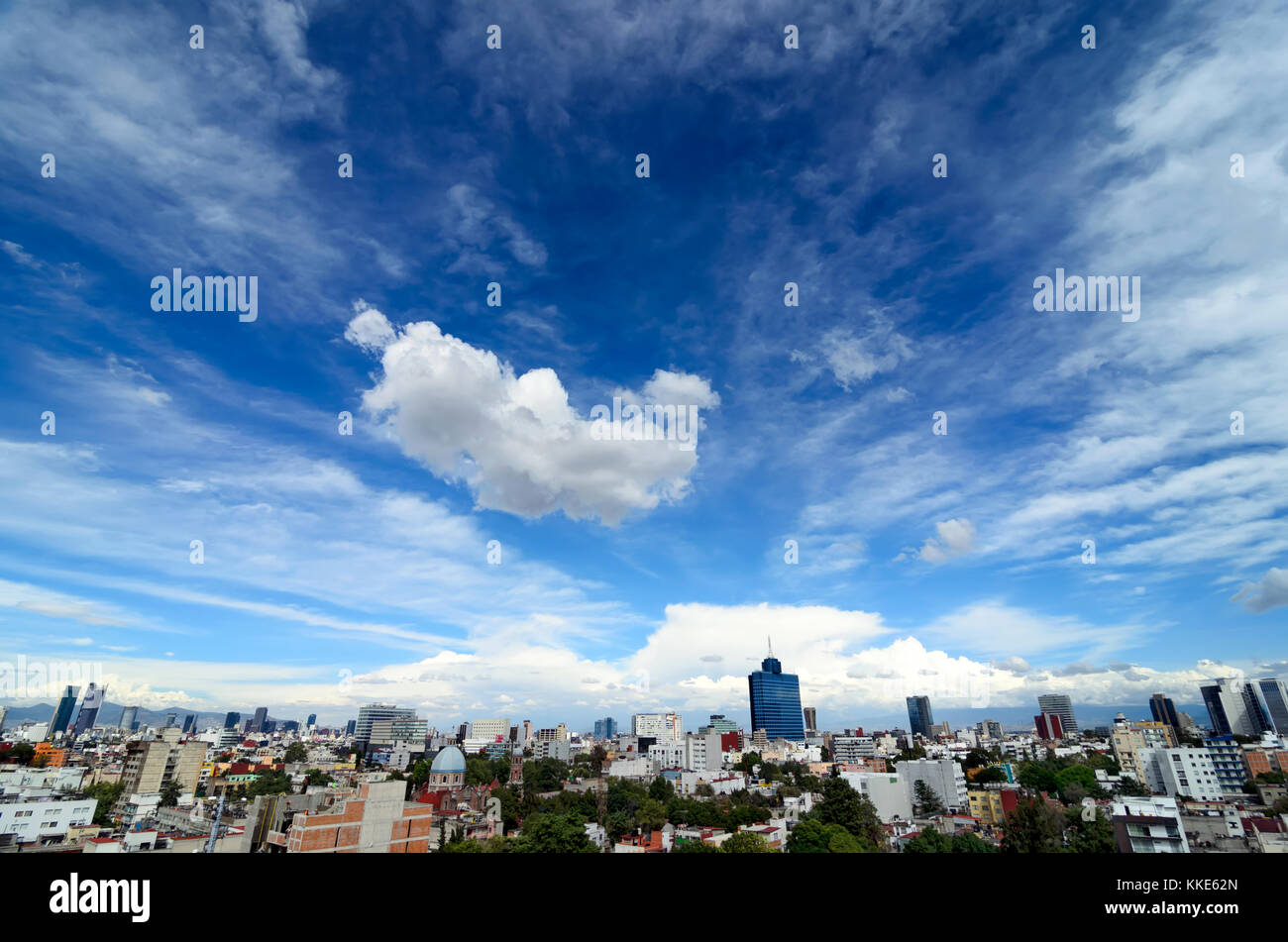 Weitwinkelobjektiv, Luftaufnahme von Mexiko cityline - Stadt Stockfoto