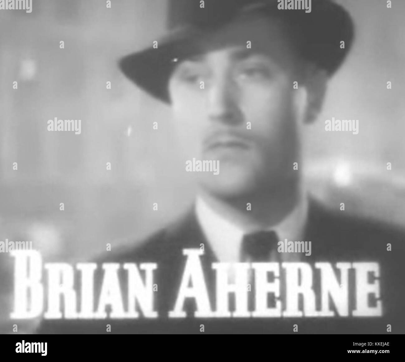 Brian Aherne in Vigil im Nachtrailer Stockfoto