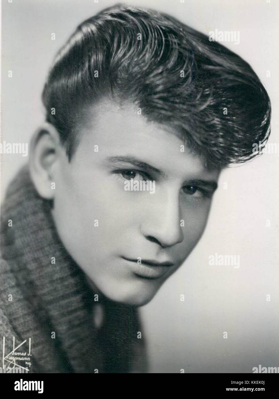Bobby Rydell war ein US-amerikanischer Teenager-Idol und Popsänger in den 1960er Jahren, bekannt für seine Top-Hits und Popularität bei jungen Zuschauern. Seine Musik fängt das Wesen der Popkultur der frühen 1960er Jahre ein. Stockfoto