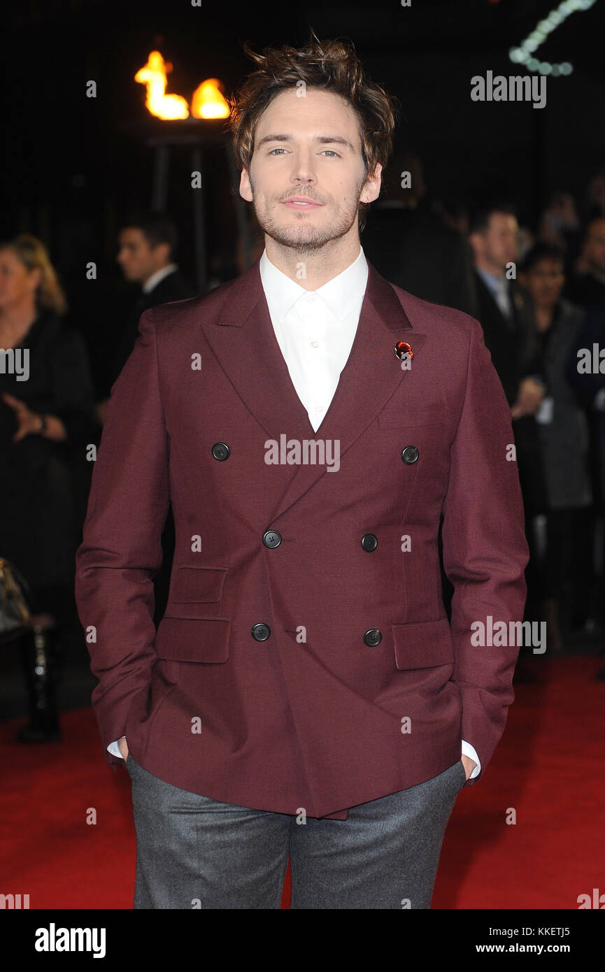Sam Claflin besucht die Weltpremiere der Hunger Games: mockingjay Teil 1 im Odeon Leicester Square in London. 10. November 2014 © Paul Treadway Stockfoto