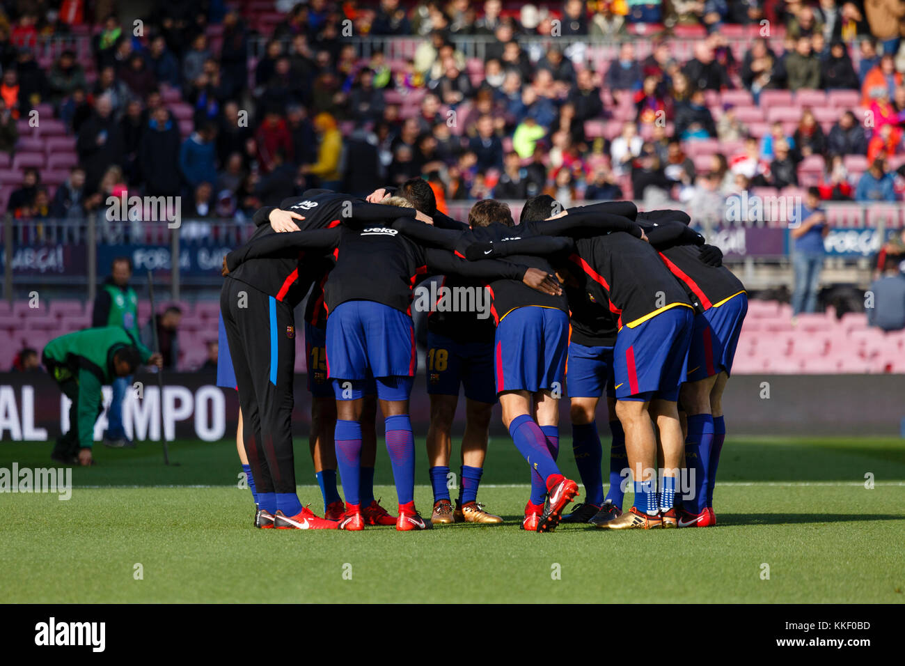 Barcelona, Spanien. Dezember 2017. FC Barcelona Team vor dem Spiel der La Liga zwischen FC Barcelona und RC Celta im Camp Nou. Credit: Joan Gosa Badia/Alamy Live News Stockfoto