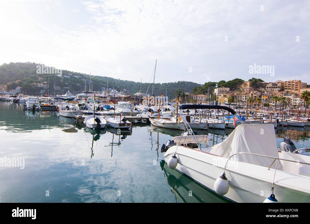 Boote im Hafen, Port de Soller, Mallorca, Spanien Stockfoto