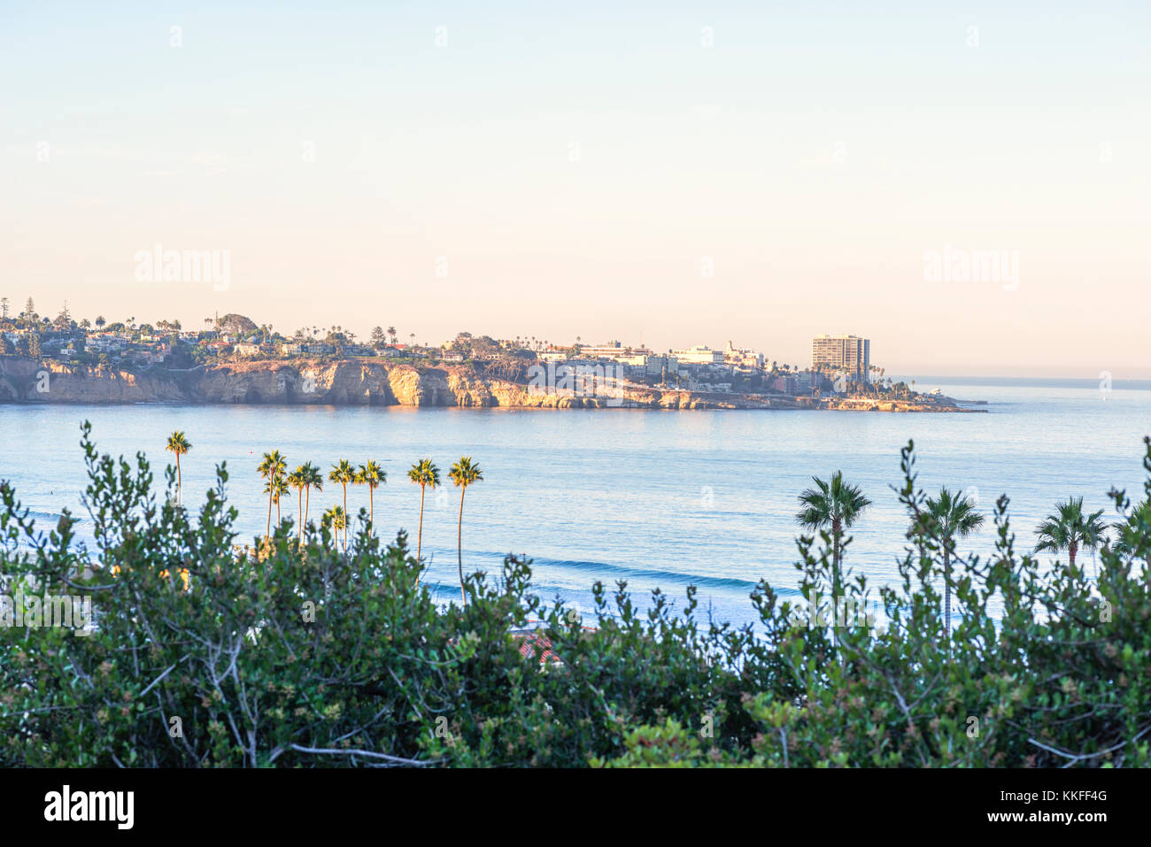 Blick aufs Meer und die Stadt von La Jolla, Kalifornien. Stockfoto