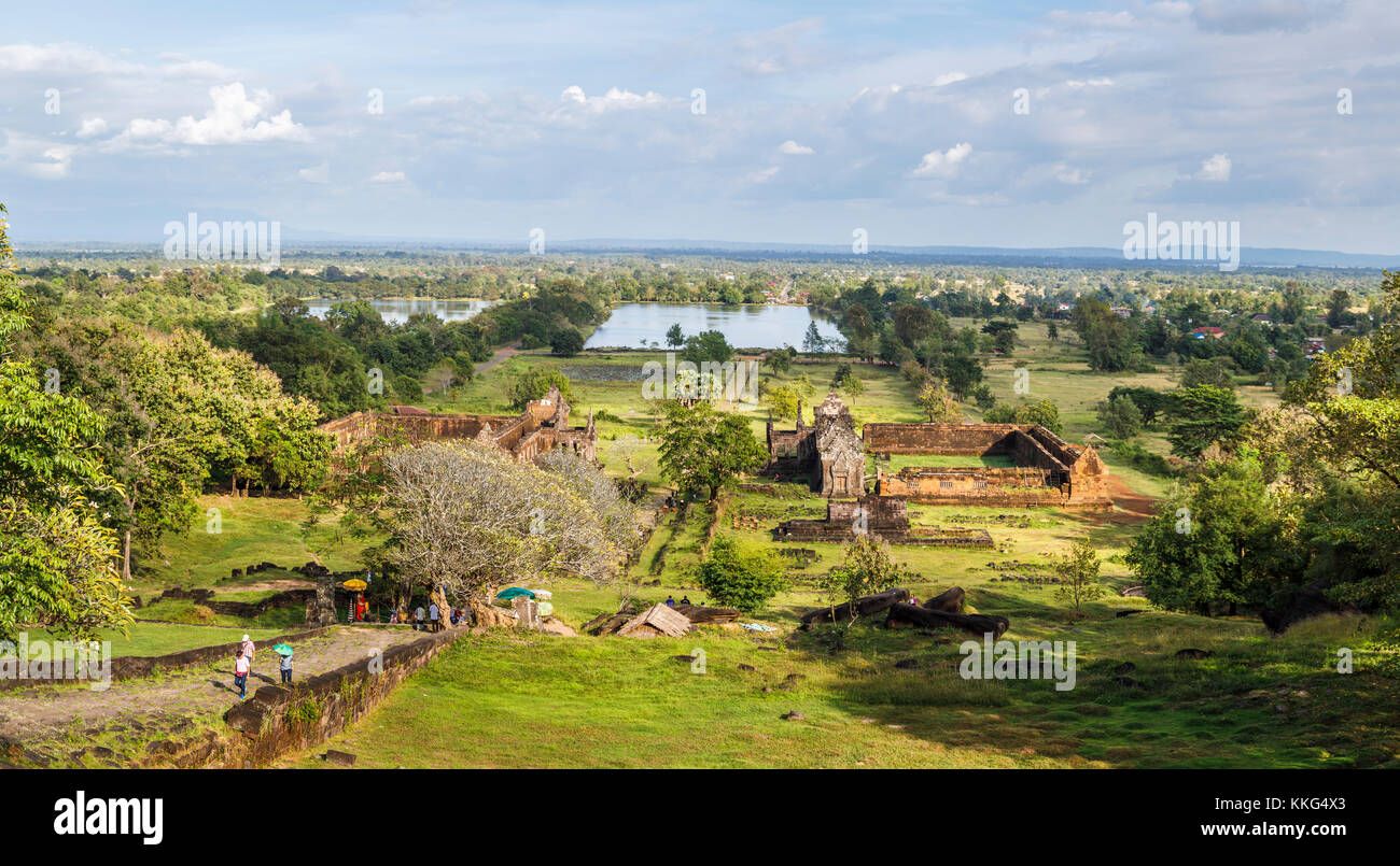 Anbetung Pavillon Ruinen: Norden und Süden Palace, Nandi, Pavillon und Baray, vor - längst vergangene angkorianische Khmer Hindu Tempel, Wat Phou, Champasak, Laos, Südostasien Stockfoto