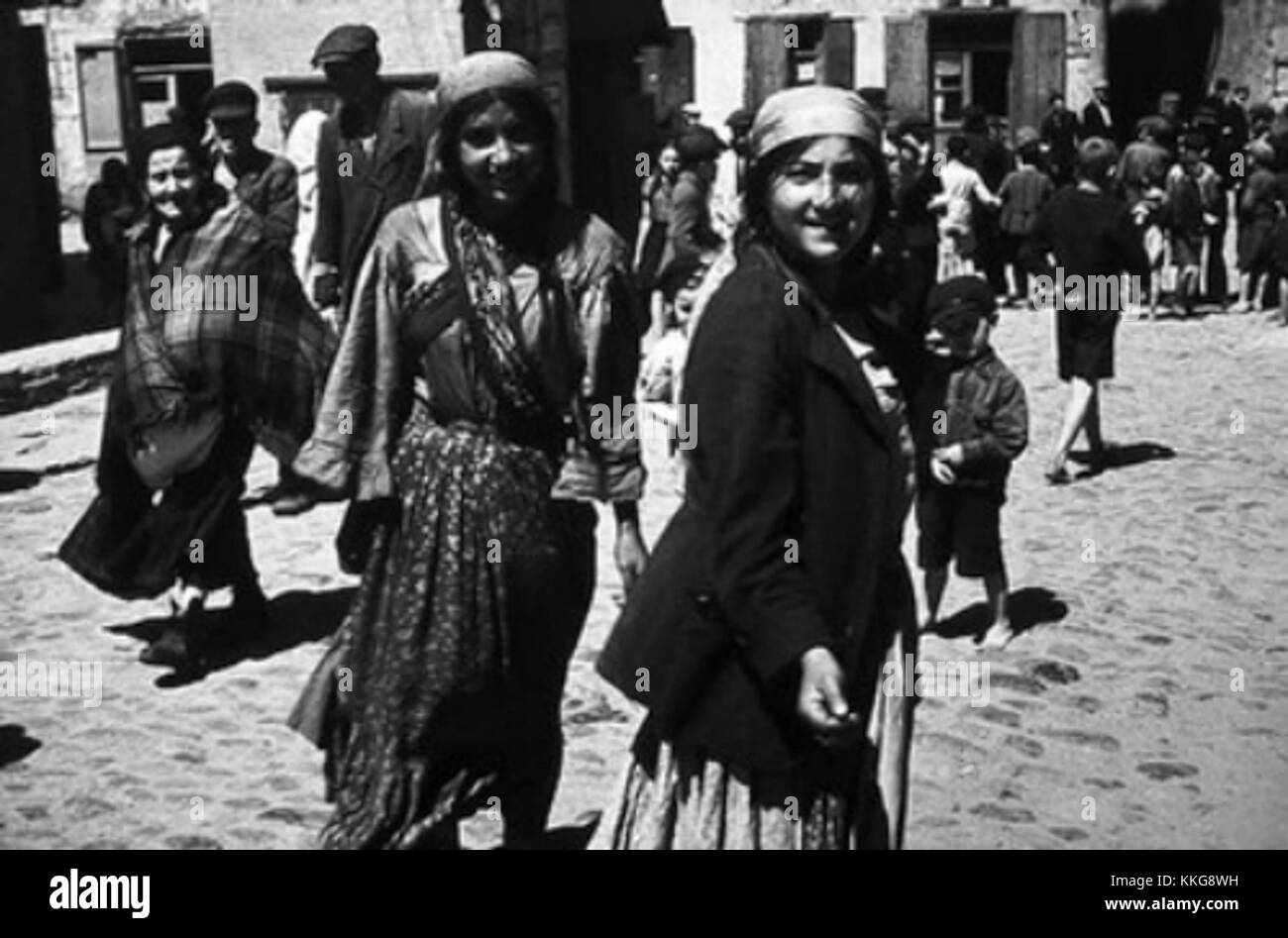 Roma frauen Schwarzweiß-Stockfotos und -bilder - Alamy