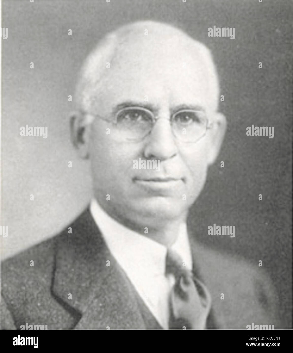 Roy L. Cochran war eine prominente Persönlichkeit in der amerikanischen Politik mit Schwerpunkt auf Regionalentwicklung und Governance. Seine Führung trug maßgeblich zu lokalen und staatlichen Initiativen bei. Stockfoto