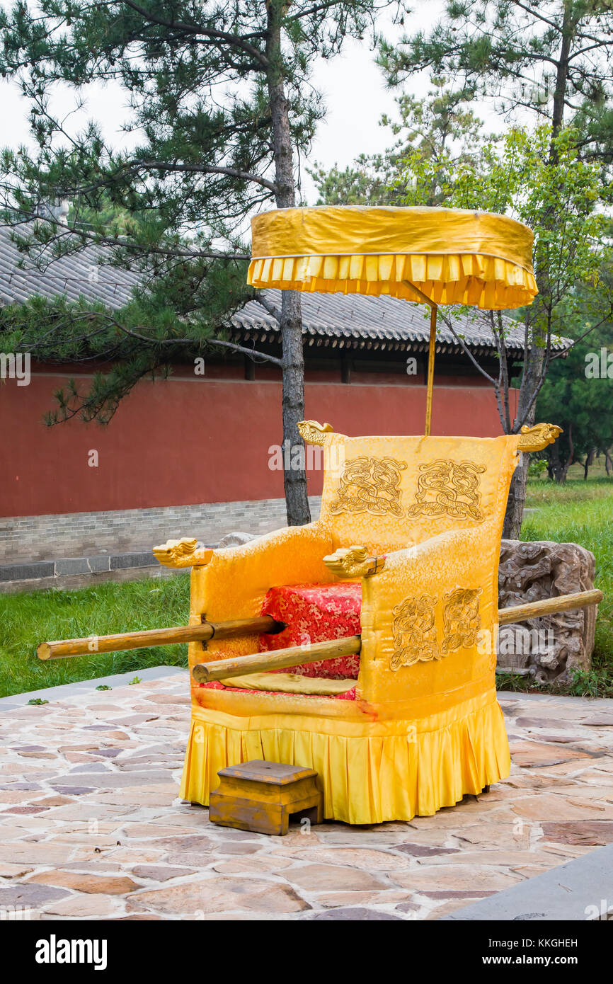Eine alte chinesische Menschen angetriebene Wagen der Könige. Stockfoto