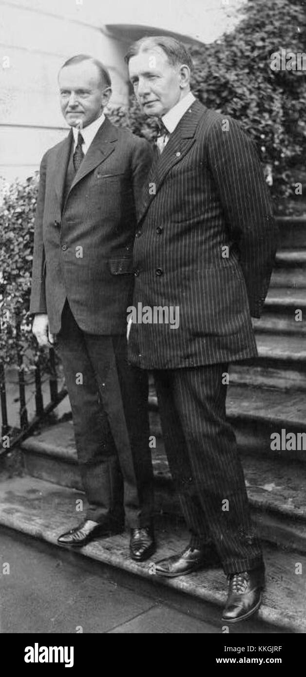 Das Coolidge-Dawes-Ticket bezieht sich auf einen politischen oder historischen Moment, an dem die amerikanischen Figuren Calvin Coolidge und Charles Dawes beteiligt sind. Das Bild fängt diesen Moment während ihrer politischen Partnerschaft in den 1920er Jahren ein Stockfoto