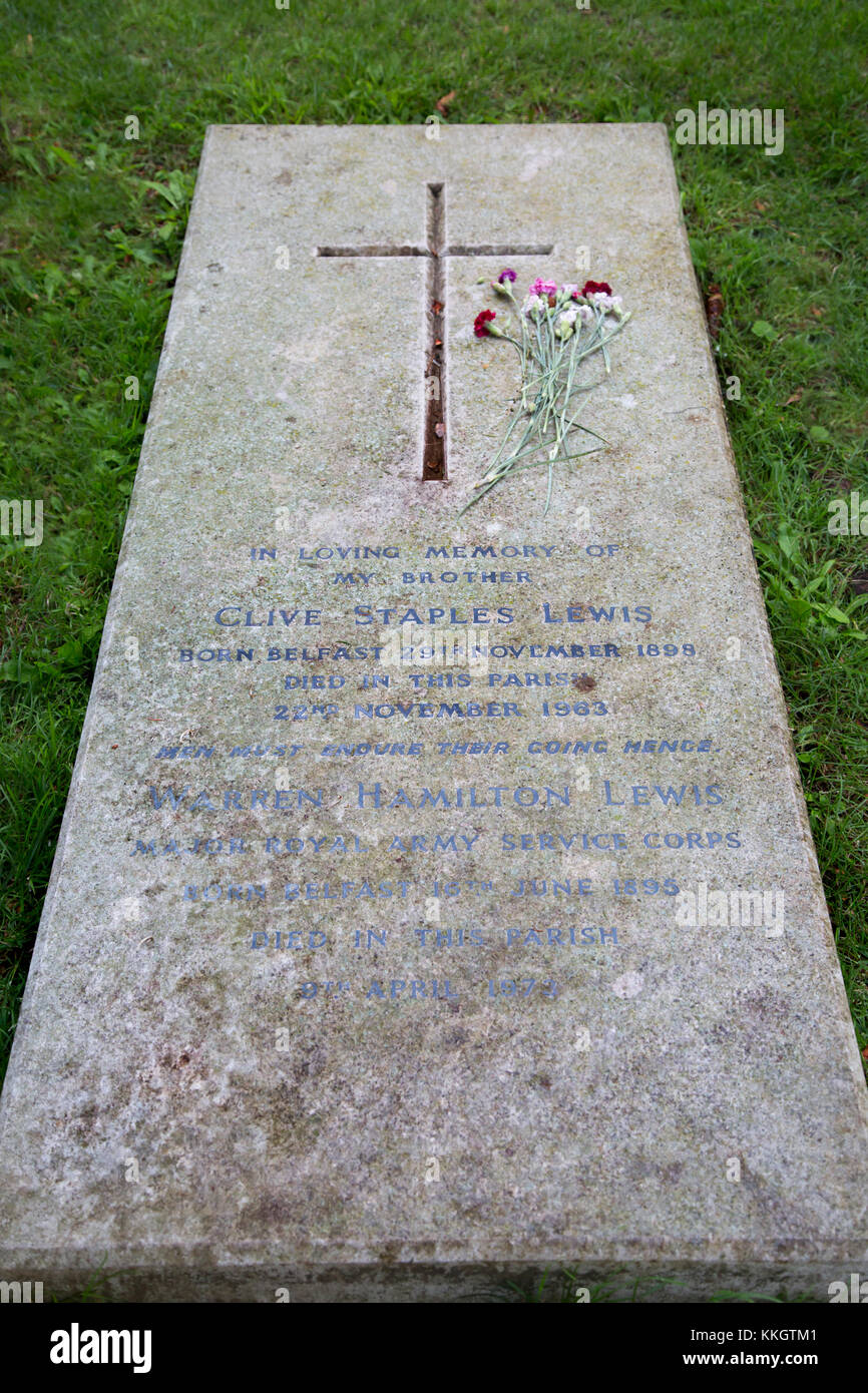 Grab von CS Lewis und Bruder WH Lewis, Heilige Dreifaltigkeit Kirche Friedhof, Oxford, England, Großbritannien Stockfoto