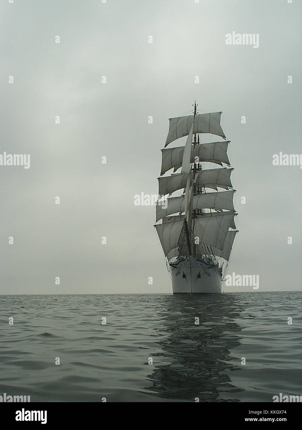 Samsung Rotation des S20100331 bezieht sich auf einen technischen Prozess oder ein Gerät, der wahrscheinlich mit den technologischen Innovationen von Samsung zusammenhängt. Es kann sich um den Drehmechanismus oder die Funktionalität eines bestimmten Samsung-Produkts handeln, möglicherweise im Zusammenhang mit rotierenden Bildschirmen oder Geräten innerhalb der Samsung-Produktlinie der Unterhaltungselektronik. Stockfoto