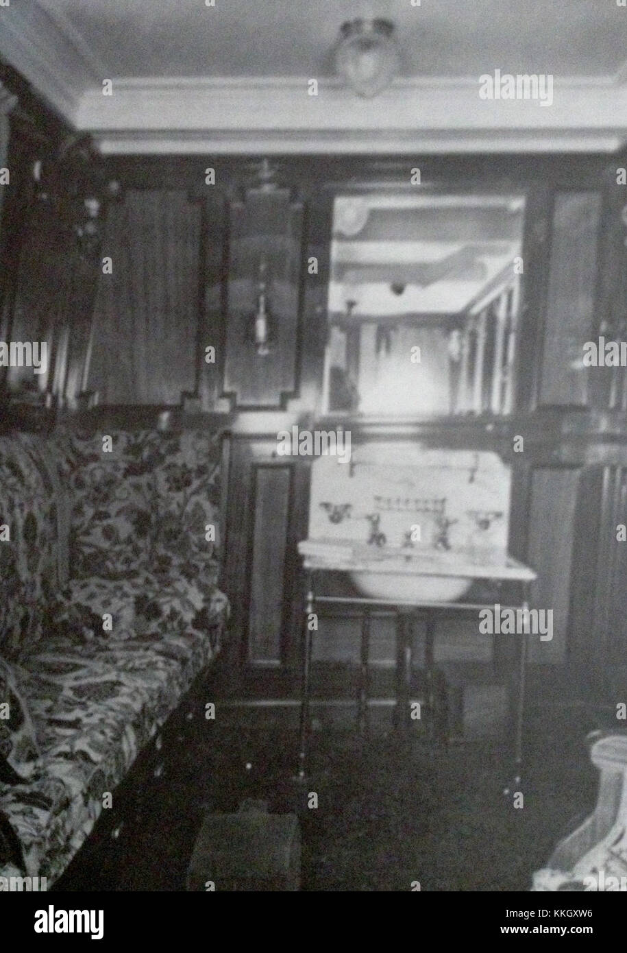 Die Lady of Mann ist ein historisches britisches Schiff und seine private Kabine bietet ein exklusives, luxuriöses Reiseerlebnis. Das Schiff ist bekannt für sein elegantes Design und seine Bedeutung in der maritimen Geschichte. Stockfoto