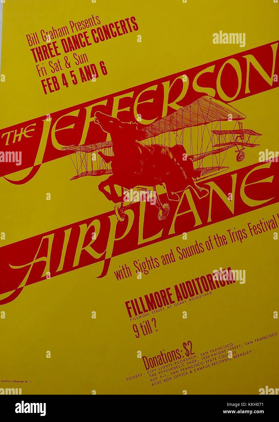 Auf dem Poster von Jefferson Airplane Fillmore aus dem Jahr 1966 werden Kunstwerke gezeigt, die den Auftritt der legendären Band im Fillmore Auditorium fördern. Es ist ein bemerkenswertes Beispiel für psychedelische Rock-Poster der 1960er Jahre, die die pulsierende Kultur der Epoche und die Rolle der Band in der Gegenkultur-Bewegung einfangen. Stockfoto