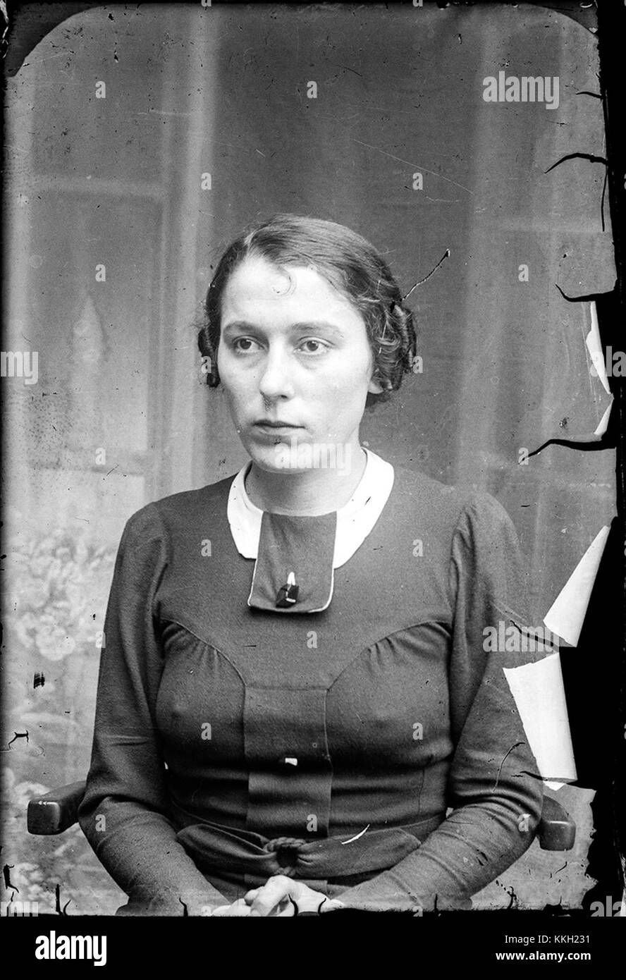 Dieses Bild mit dem Titel „Femeie CA“ wurde 2013 aufgenommen und zeigt eine Frau, die möglicherweise im Alltag oder in einem kulturellen Kontext involviert ist, und gibt einen Einblick in die menschliche Erfahrung und kulturelle Vielfalt. Stockfoto