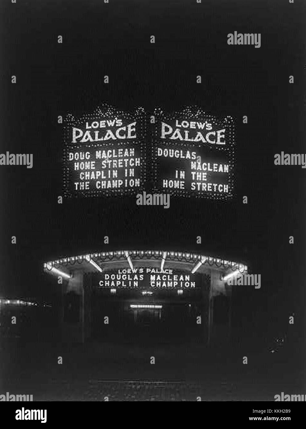 Loew's Palace Theater, bekannt für seine große Architektur und Rolle im amerikanischen Kino, war ein prominenter Theaterort. Es diente während seiner aktiven Jahre als wichtiger Ort für Filmpremieren und Unterhaltungsveranstaltungen. Stockfoto
