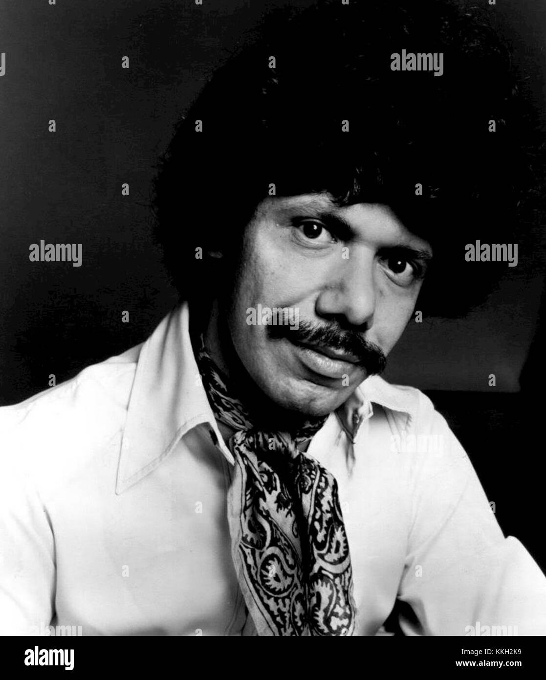 Chick Corea, ein legendärer Jazzmusiker, tritt 1976 auf. Bekannt für seine innovative Verschmelzung von Jazz und anderen musikalischen Genres, hat Coreas Werk die moderne Jazzmusik geprägt und unzählige Musiker beeinflusst. Stockfoto