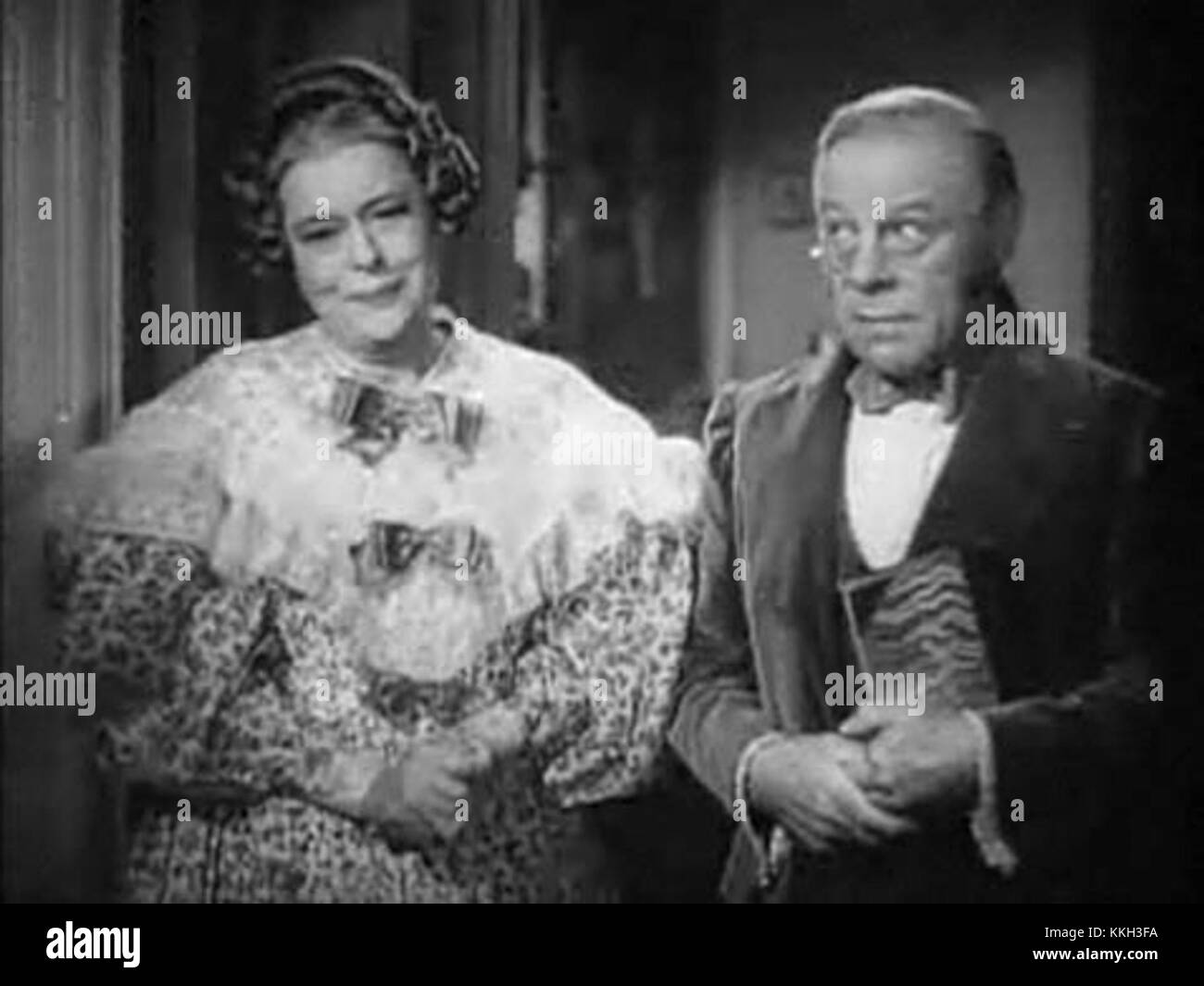 1940 erschien der Klassiker *Pride and Prejudice* von Jane Austen. Diese Ausgabe bewahrt die zeitlosen Themen Liebe, Klasse und Gesellschaft, die den Roman zu einem der beliebtesten Werke der englischen Literatur gemacht haben. Stockfoto