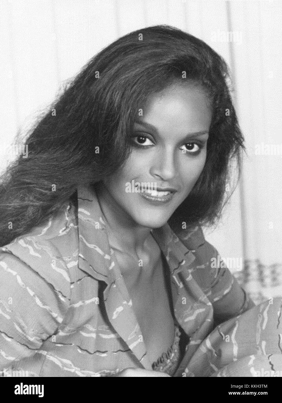 Jayne Kennedy ist eine US-amerikanische Schauspielerin und Schönheitskönigin, die in den 1970er und 1980er Jahren für ihre Rollen in Fernsehen und Film bekannt ist Sie erlangte Anerkennung für ihr Handeln und ihre Fürsprache für soziale Zwecke. Stockfoto